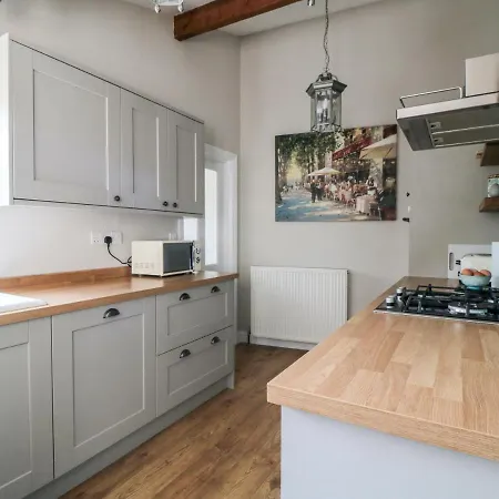Bluebell Cottage